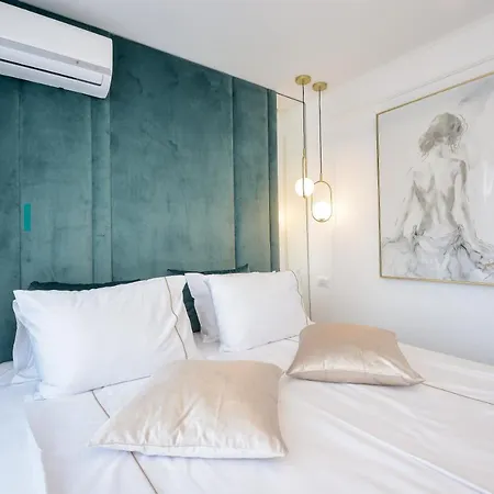 Celeste - Exclusive One Bedroom 아파트 부쿠레슈티