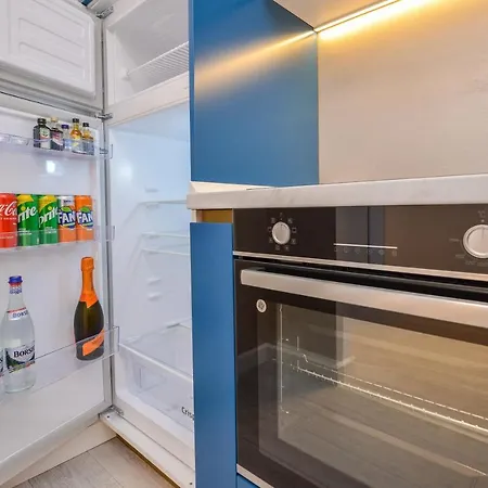 아파트 Celeste - Exclusive One Bedroom