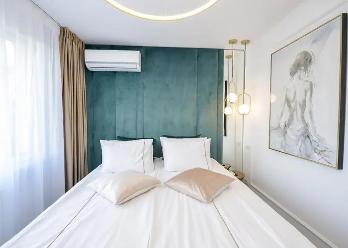 Celeste - Exclusive One Bedroom Apartament *